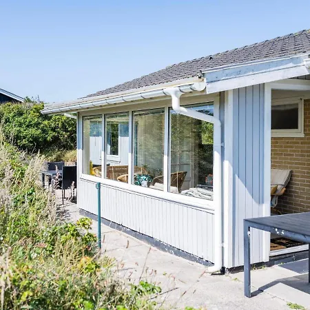 6 Person In Henne Vakantiehuis Henne Strand