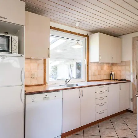 Vakantiehuis 6 Person In Henne Henne Strand