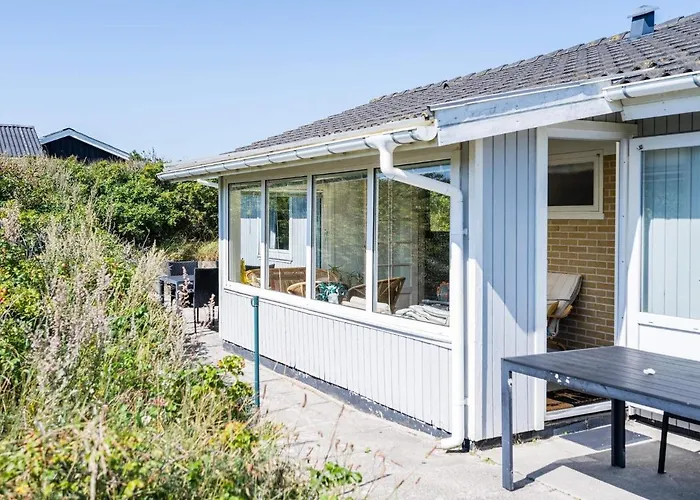 6 Person In Henne Feriehus Henne Strand